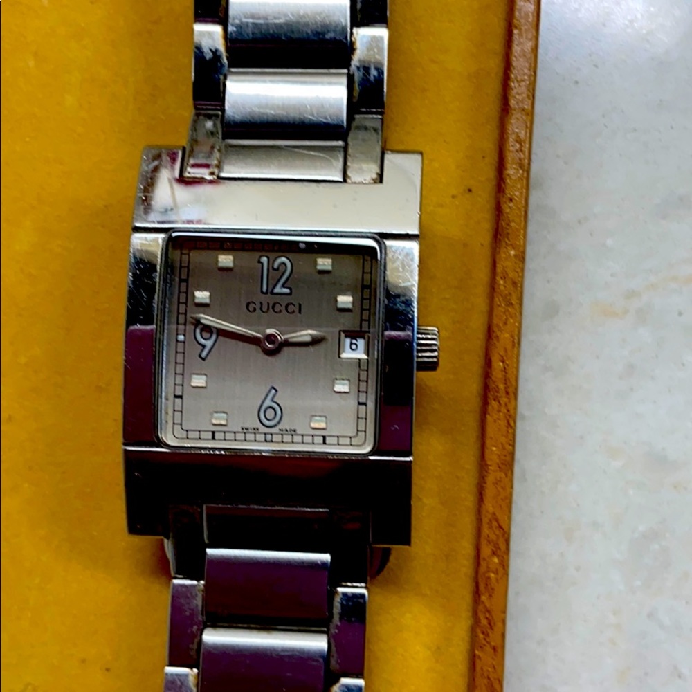Gucci watch